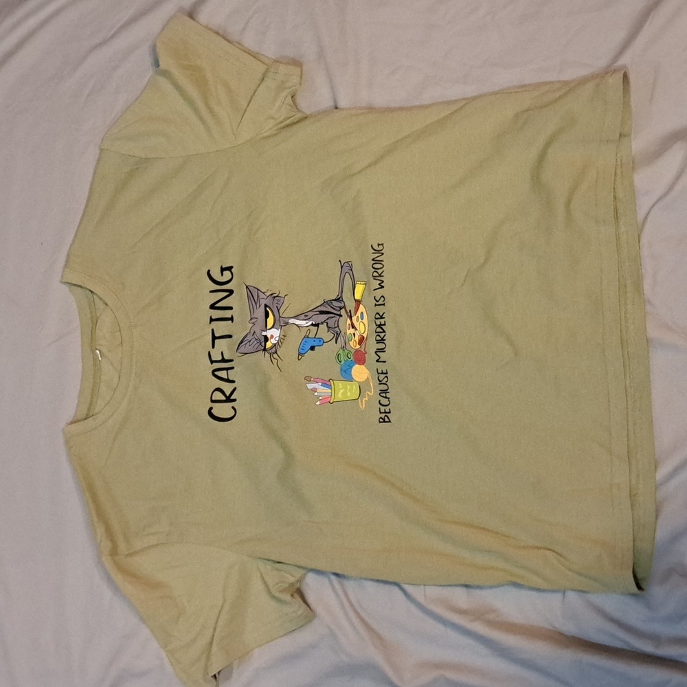 💥2/$10💥Women's T-shirt size xl